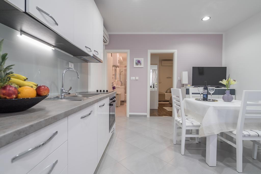Drop In Split Luxury Suites Экстерьер фото